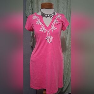 Lilly Pulitzer Pink V-Neck Tunic with White Embroidered Applique